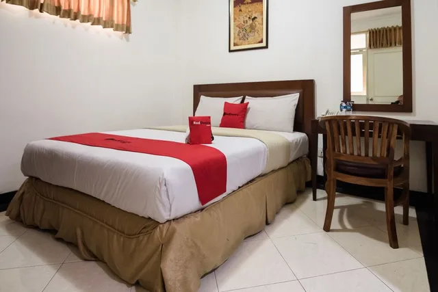Reddoorz, Double Bed، Reddoorz @ Buah Batu 4/7