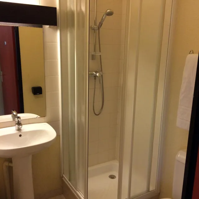 غرفة قياسية مفردة، Hotel Elysee 5/6