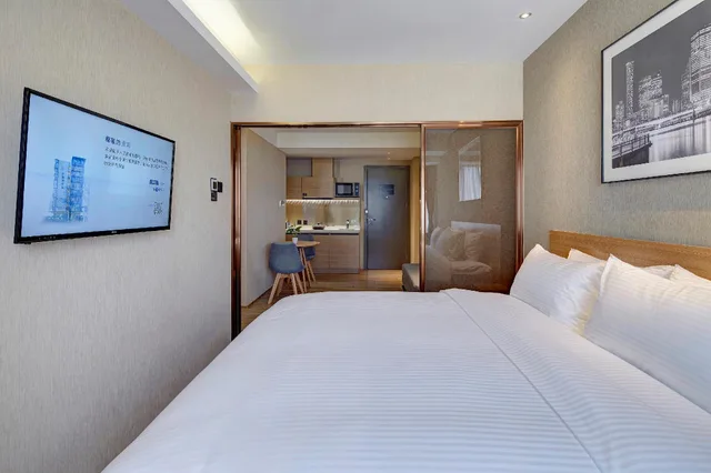 2 Bedrooms, Family, Suite, Bridal Tea House Hotel Panyu Guangzhou 1/2