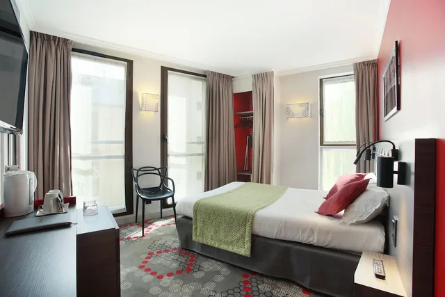 غرفة متصلة بسرير مزدوج وسريرين منفصلين، Eiffel Capitol Hotel 2/6