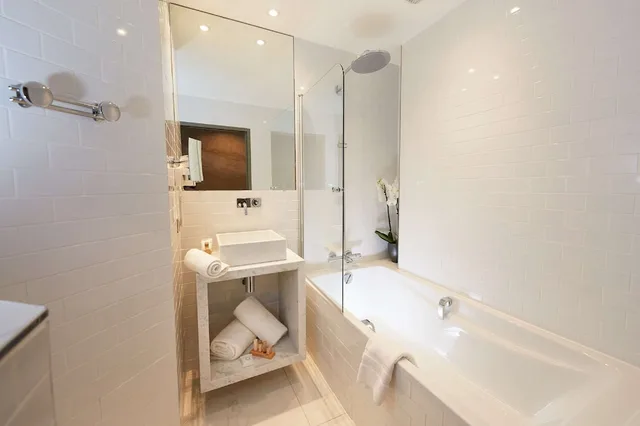 غرفة سوبيريور بسرير كوين بإطلالة على الحديقة، Best Western Premier Clos Syrah Hotel & Spa 4/5
