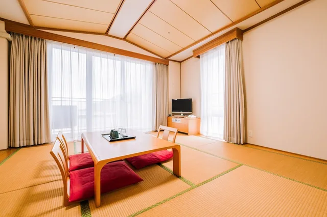 غرفة يابانية بفرشتي فوتون، HOTEL Areaone Koshiki Island 4/4