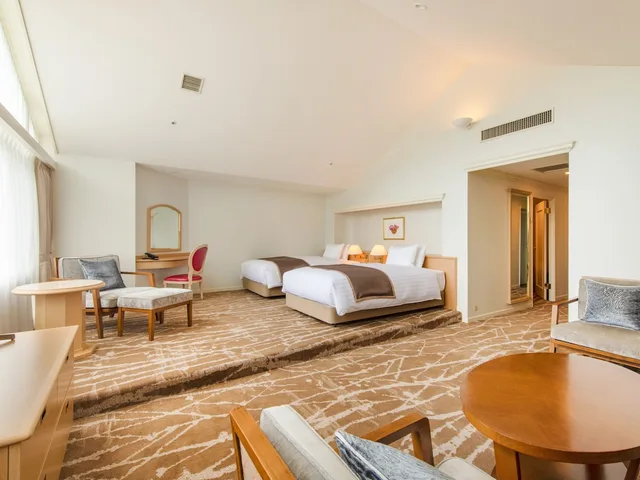 Junior Suite, Twin Beds, North Wing, Rusutsu Resort Hotel And Convention 1/6
