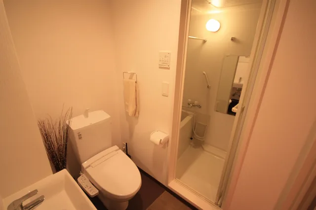 غرفة رباعية بسريرين منفصلين مع أريكة، Sakura Cross Hotel Iriya 2/2
