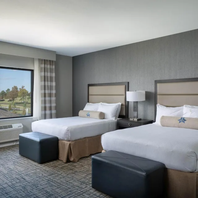 غرفة بسريرين كوين لذوي الإعاقة، Shangri La Resort Afton 1/3