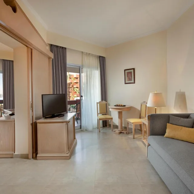 Junior Suite Nile View، Pyramisa Hotel Luxor 6/9