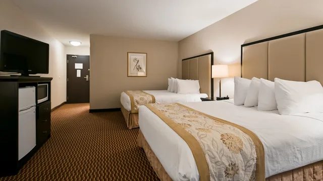 غرفة قياسية بسريرين كوين، Best Western Of Olds 1/6