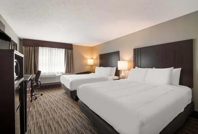 Standard, 2 Queen Beds, Quality Inn & Suites South Portland, ME 1/10