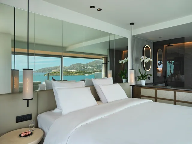 جناح بريميير بإطلالة على البحر بمسبح خاص، NIKO Seaside Resort MGallery - Adults Only 4/6
