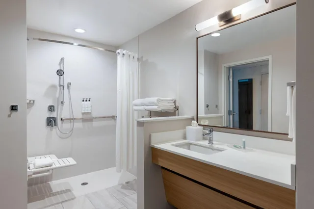 Room, Double Bed, Beach Front، Fairfield Inn & Suites by Marriott Pensacola Beach 4/4