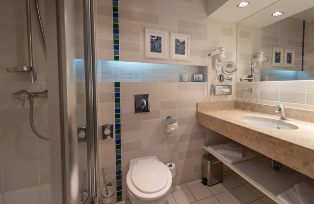 Standard, Double or Twin Bed, Atrium View، Atrium Hotel by Mellow Mood Hotels 8/10