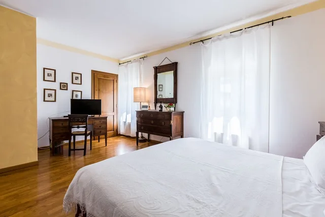 Family, Double Bed, Sofa, Massimago Wine Relais 2/3