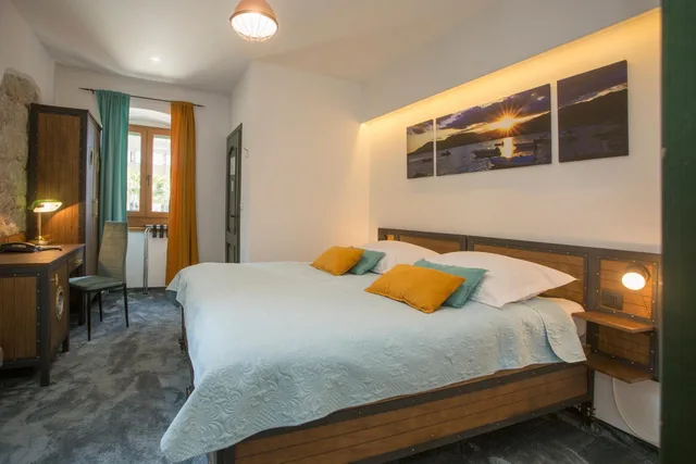 غرفة بسرير مزدوج أو سريرين منفصلين، Villa Diana 5/10