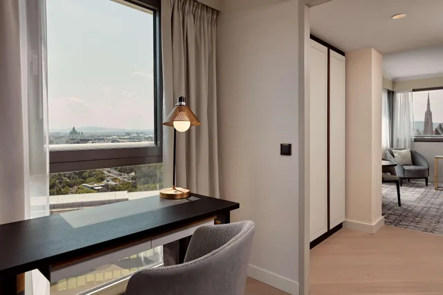 جناح غراند، Hilton Vienna Park 3/3