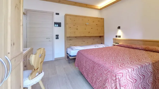 غرفة عائلية بسرير مزدوج وسرير بطابقين، Ristorante Federia Hotel 2/4