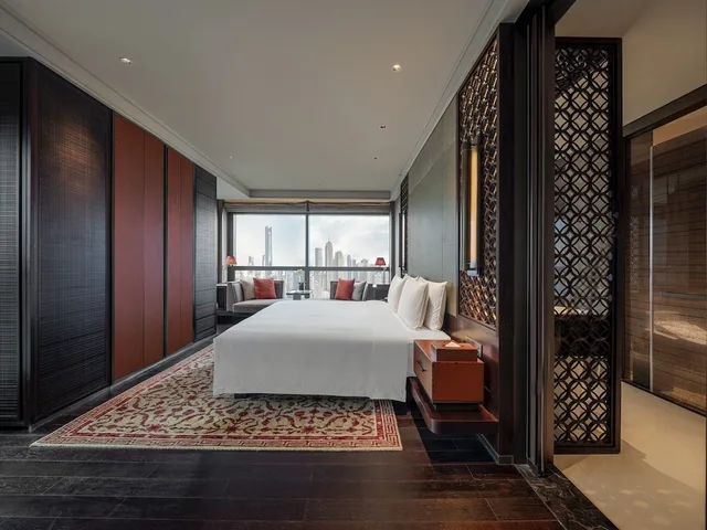 غرفة كلاسيكية بسرير كينج بإطلالة على النهر، Regent Chongqing 2/4