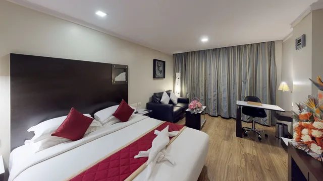 جناح كلوب بسرير مزدوج، 37th Crescent Hotel 5/10