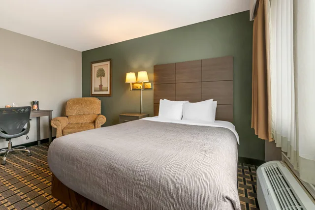 غرفة بسرير كوين، Quality Inn Mauston I-90 3/7