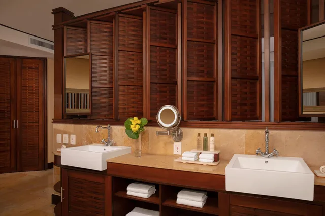 Preferred Club, Connecting, Family Suite، Dreams Riviera Cancun 2/14