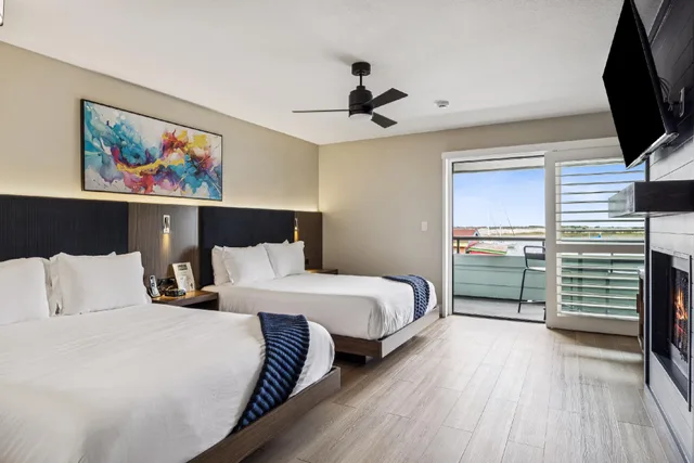 غرفة بريميوم ديلوكس بسرير كوين، 456 Embarcadero Inn Suites 1/2