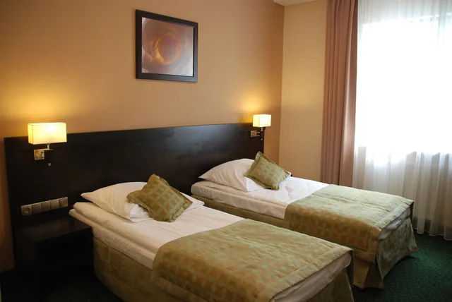 غرفة ديلوكس بسريرين منفصلين، Hotel Topaz Poznan Centrum 2/6