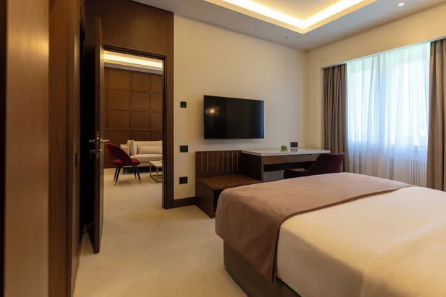 جناح جونيور بسرير كوين، Qafqaz Riverside Resort Hotel 6/10