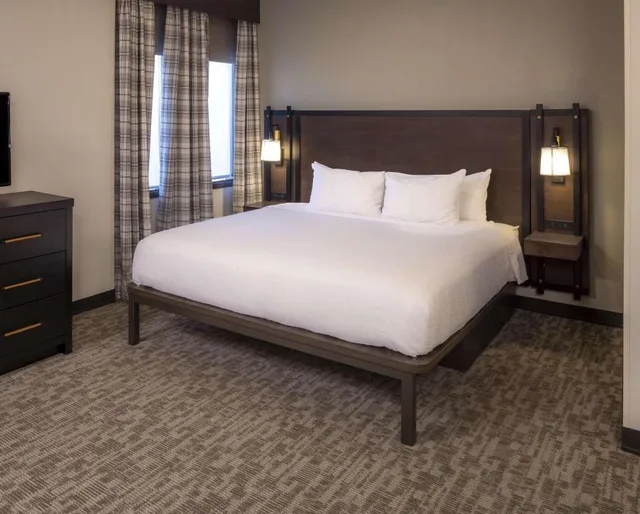 استوديو بسرير كينج مع أريكة، Homewood Suites by Hilton Jackson 1/5