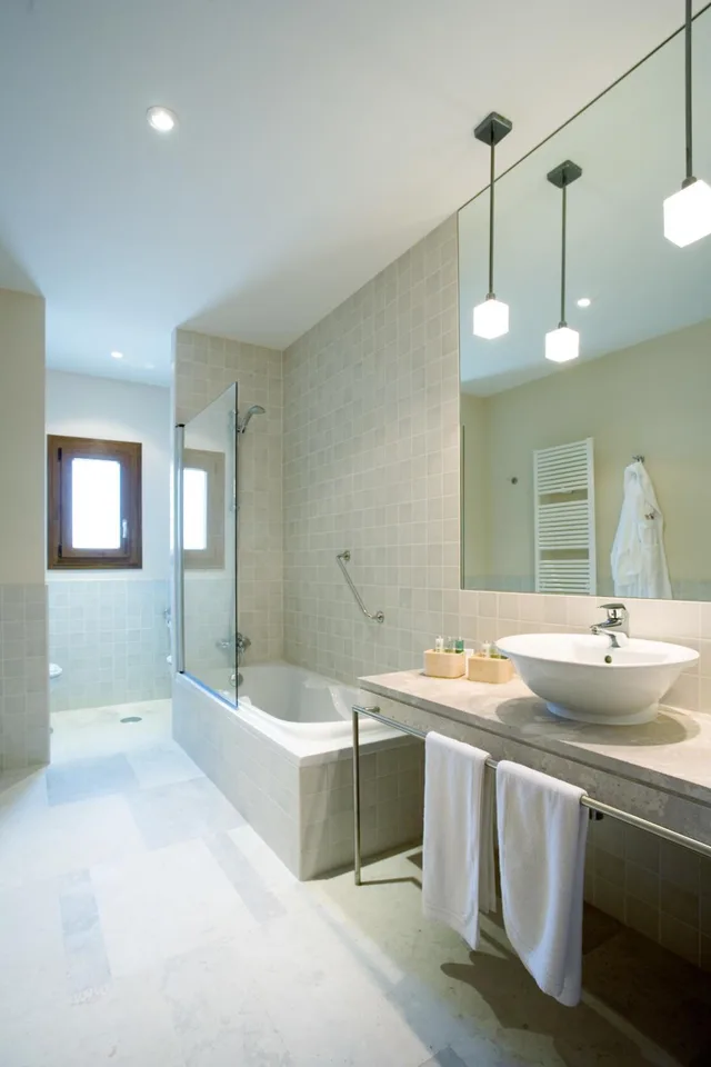 جناح جونيور، Vino Spa Lavida 10/10