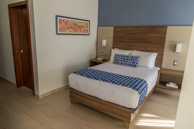 Standard, Double Bed, Sea View, Ocean View Beach Hotel 2/5