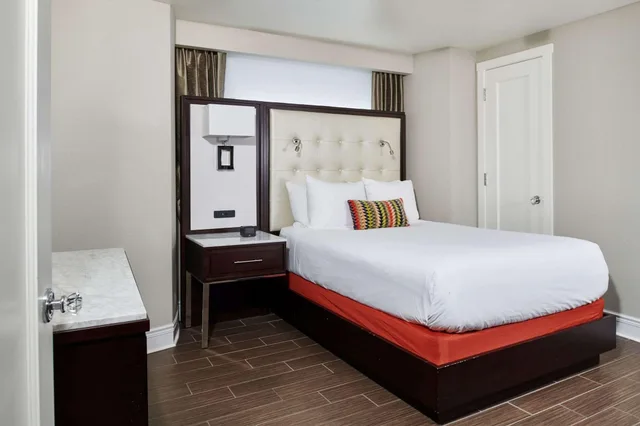 جناح رئاسي بغرفتي نوم، Hotel Alex Johnson Rapid City Curio Collection By Hilton 2/6