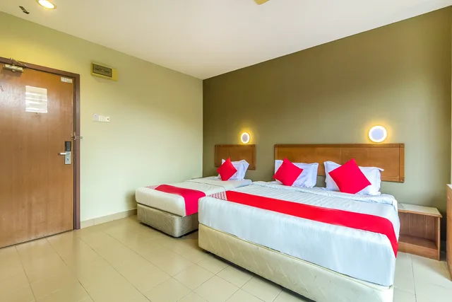جناح ثلاثي، Super OYO 828 Comfort Hotel Shah Alam 6/8