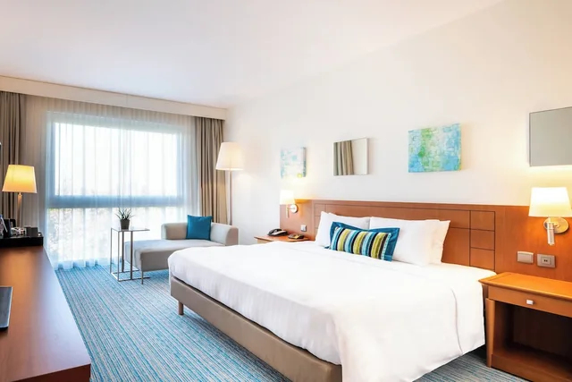 غرفة ديلوكس بسرير كينج، Courtyard By Marriott Brussels 2/7