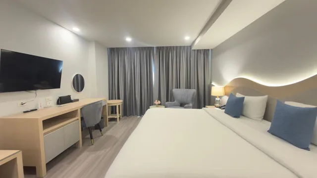 غرفة بريميير ديلوكس بسرير مزدوج، Empress Pattaya Hotel 1/7