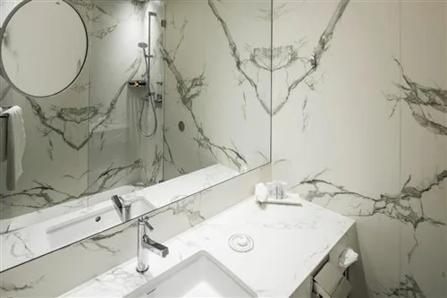 جناح بسرير مزدوج، Central Plaza Hotel 1/1