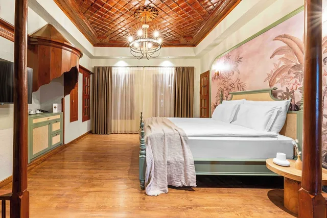 جناح بسرير كوين وسريرين منفصلين بشرفة، Belmondo Suites Old Town Antalya 3/6