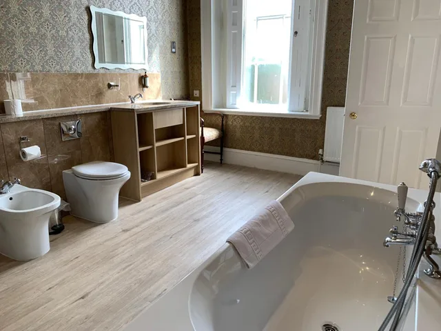 جناح جونيور بإطلالة على الحديقة، Colwick Hall Hotel 10/10