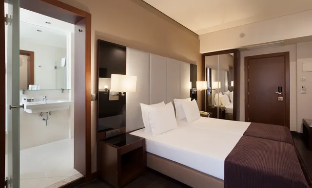 غرفة سوبيريور بسريرين منفصلين، Turim Restauradores Hotel 2/4