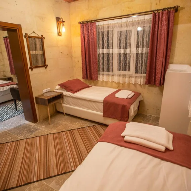 جناح عائلي، Capiedra Hotel 9/10