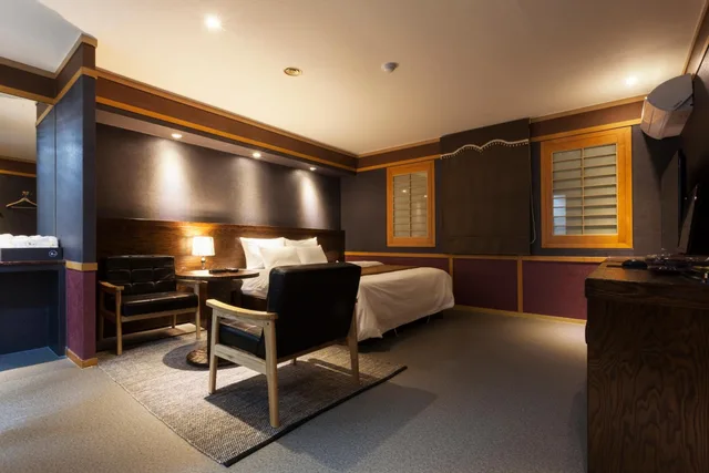 Deluxe, Double Bed, No Parking، Hotel Leaders 6/10