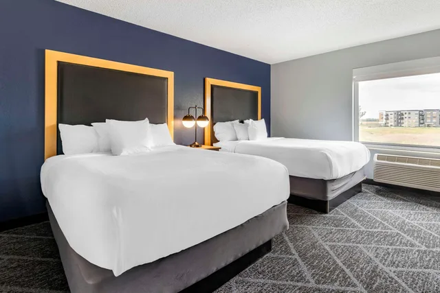 جناح بسريرين كوين، Cambria Hotel Minneapolis Maple Grove 2/5