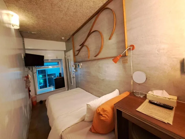 غرفة مفردة، Orange Moon Inn 2/4