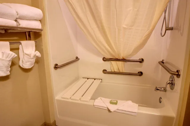 استوديو لذوي الإعاقة، Cobblestone Hotel And Suites Broken Bow 6/7