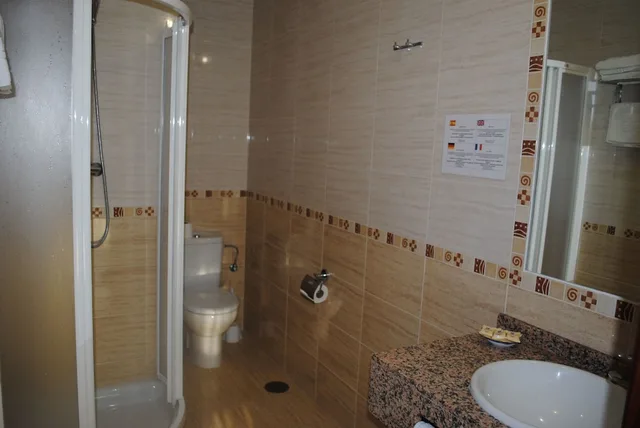 Room, Double Bed, Hotel Albero 6/8