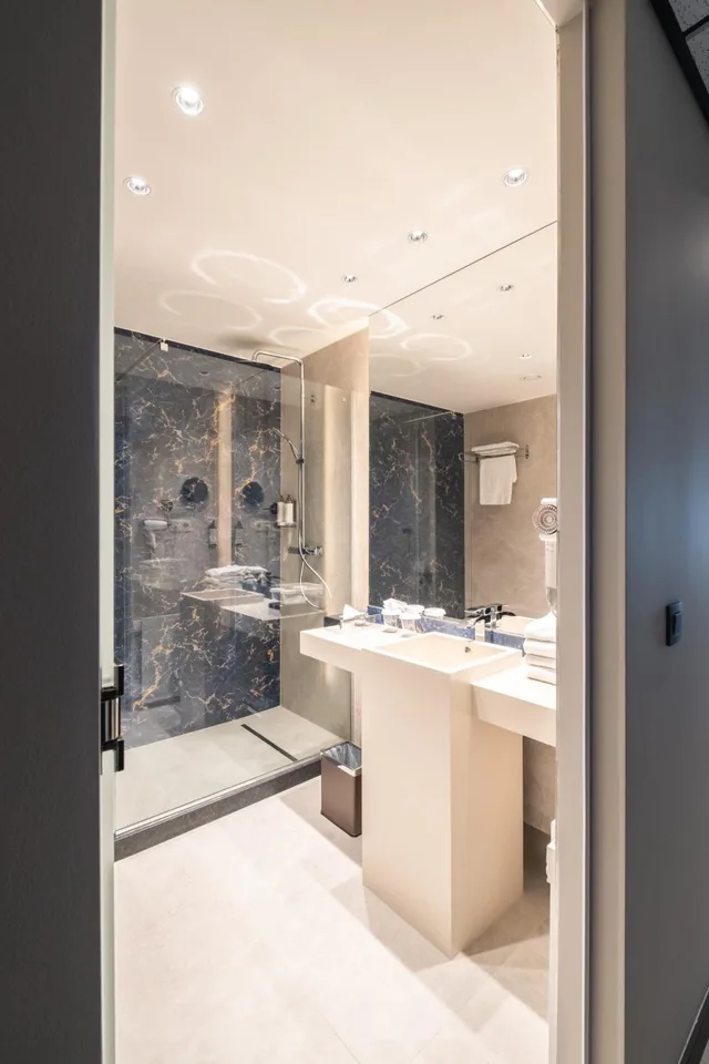 جناح جونيور بسرير كينج بإطلالة على المدينة، TOP CityLine Hotel Hyllit 9/10