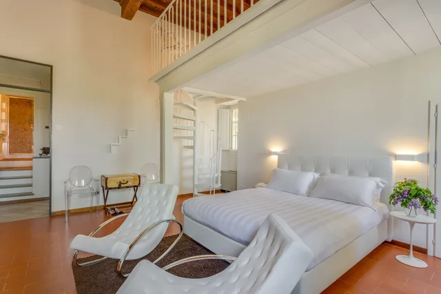 Superior, Suite, Queen Bed, Sofa, Private Entrance، I Barronci Villa 1/4