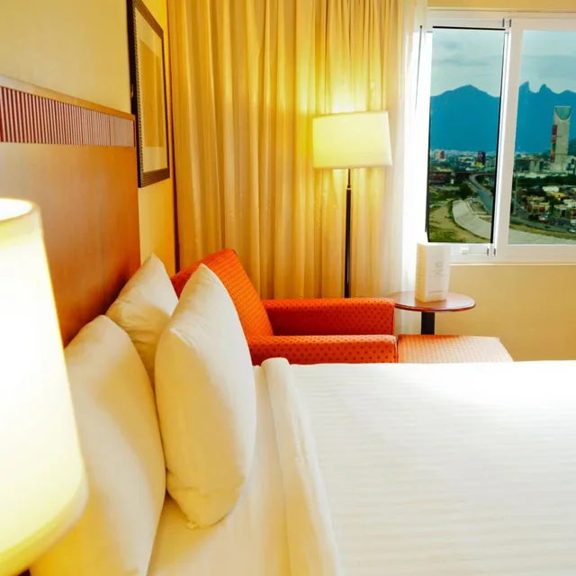 غرفة بسريرين مزدوجين بإطلالة على المدينة، Courtyard by Marriott Monterrey San Jeronimo/Valle 7/10