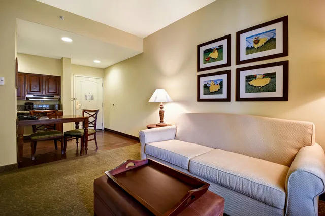 جناح بسريرين كوين لذوي الإعاقة، Homewood Suites by Hilton Charleston Airport 3/4
