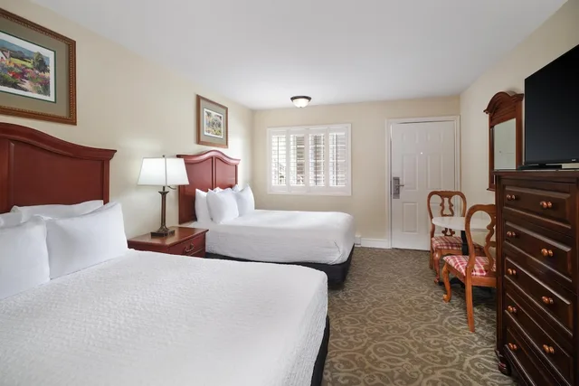 Standard, 2 Double Beds, Accessible, Best Western Country Lane Inn Juneau 3/4
