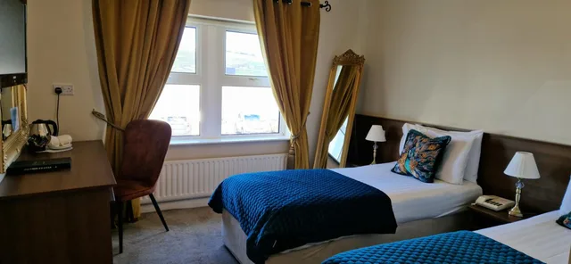 غرفة بسريرين منفصلين، Arnolds Hotel 1/4