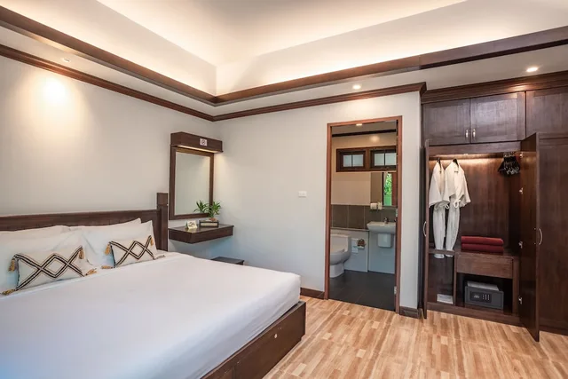 غرفة غراند ديلوكس بسرير كينج، Paitan Villas Resort 3/5